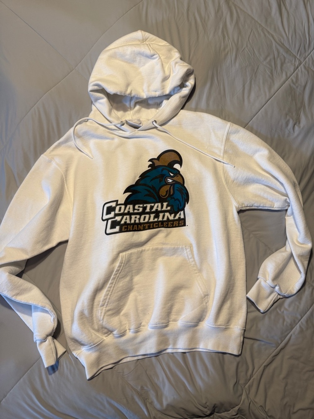 Coastal Carolina University CCU Champion White Crewneck Hoodie chanticleers